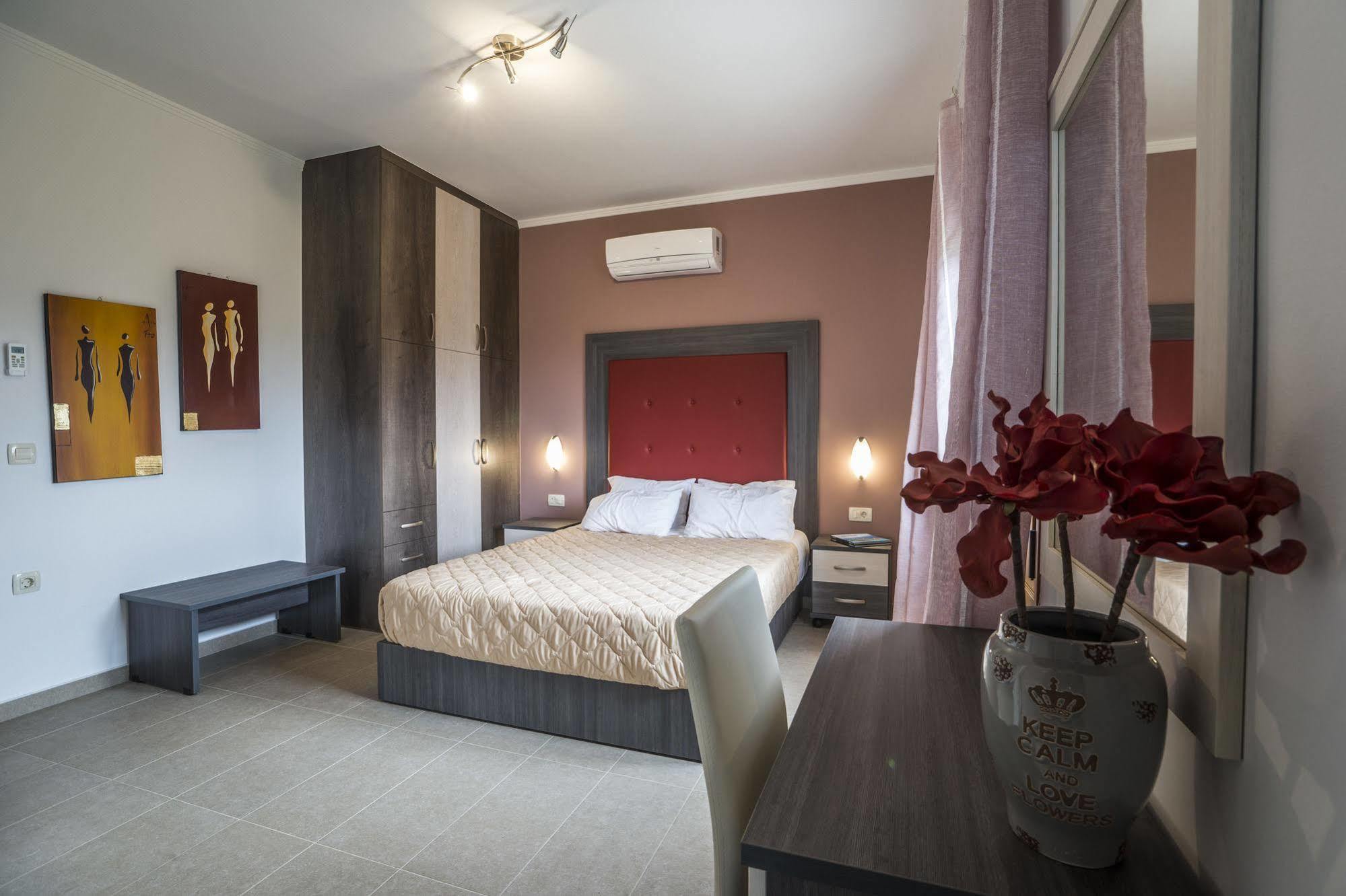 Villa Lady Dafni With Private Heated Pool Maleme Buitenkant foto