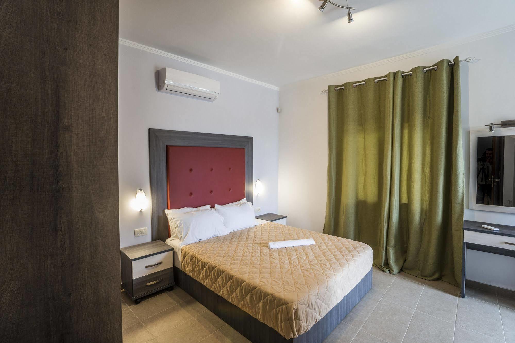 Villa Lady Dafni With Private Heated Pool Maleme Buitenkant foto
